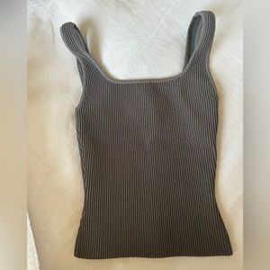 Aritzia Babaton Sculpt Tank in Olive